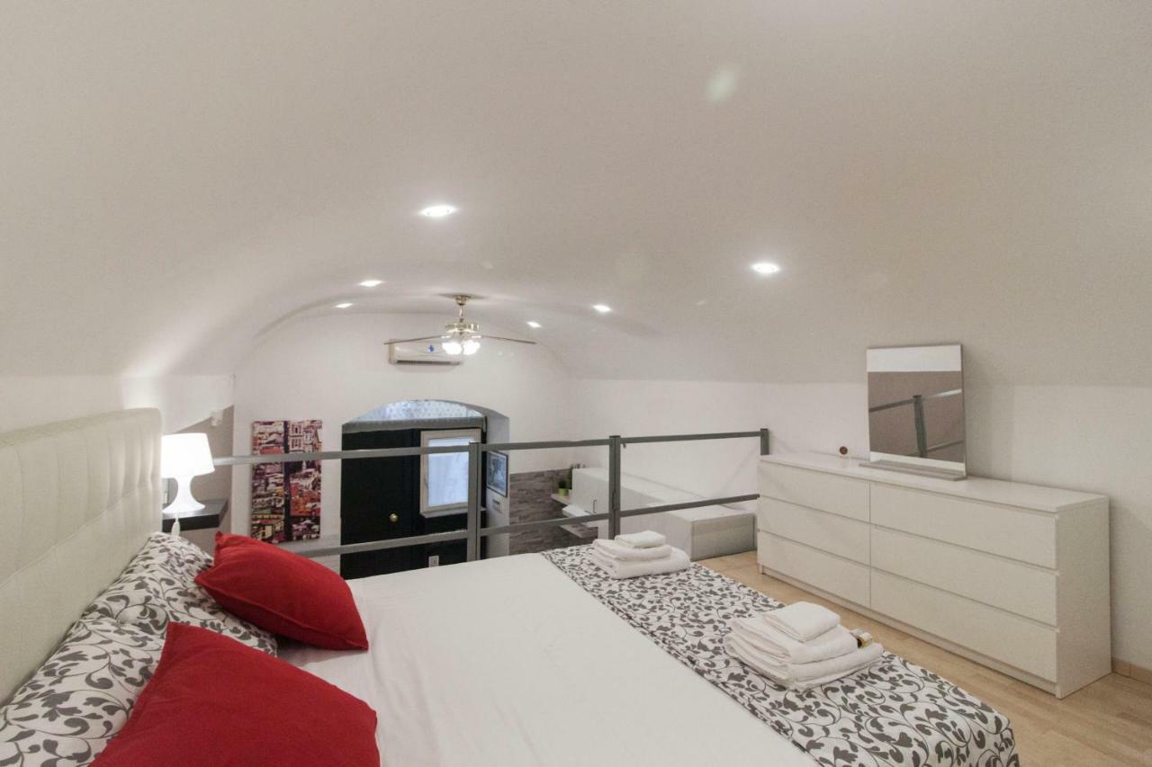 Olina Apartments Napoli Bagian luar foto